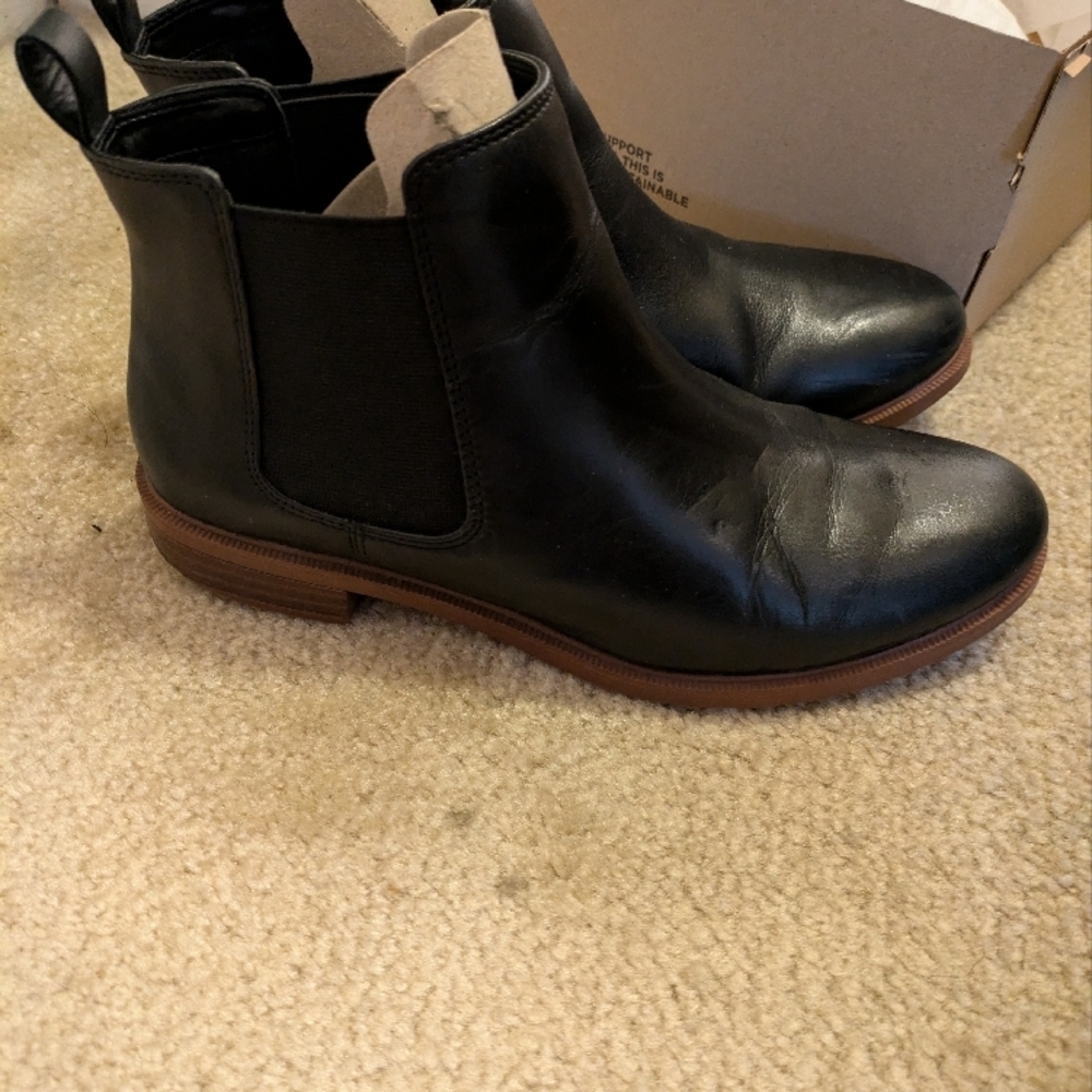 Clarks Black Leather Ankle Boots - Clarks